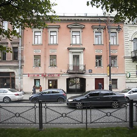 Apartment Konyushennaya Sankt Petersborg Eksteriør billede