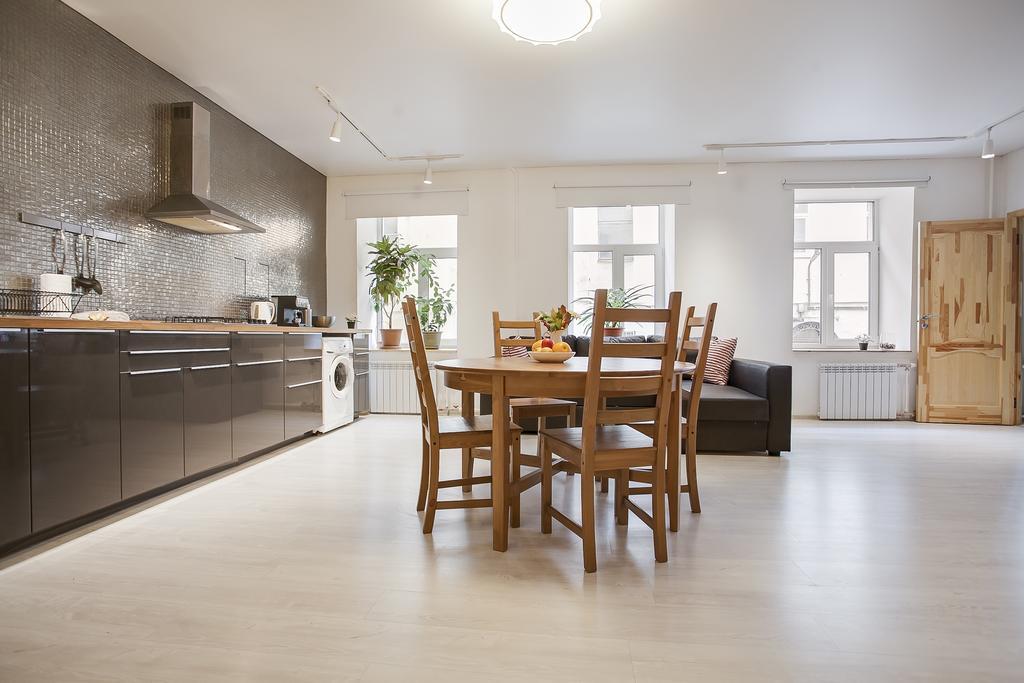 Apartment Konyushennaya Sankt Petersborg Eksteriør billede